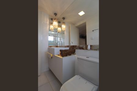 Apartamento à venda com 1427m², 2 quartos e 4 vagasBanheiro da Suíte