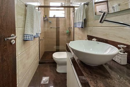 Apartamento à venda com 85m², 2 quartos e 1 vagaBanheiro