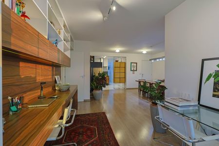 Apartamento à venda com 115m², 4 quartos e 3 vagasSala