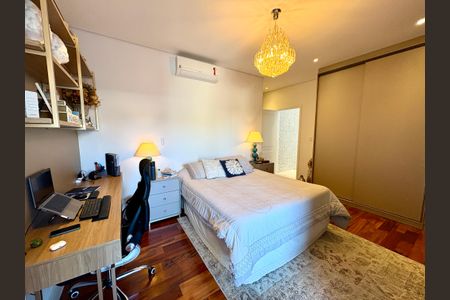 Casa de condomínio à venda com 249m², 3 quartos e sem vagaQuarto 1