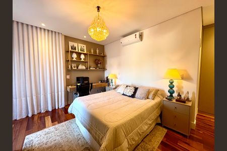 Casa de condomínio à venda com 249m², 3 quartos e sem vagaQuarto 1