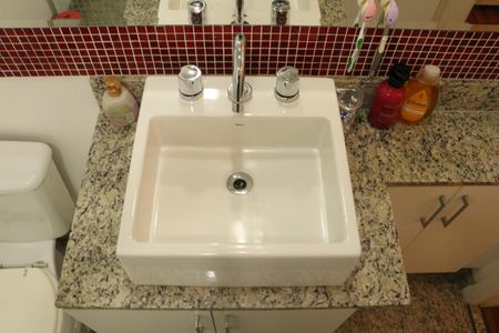 Apartamento à venda com 130m², 3 quartos e 2 vagasBanheiro da Suíte