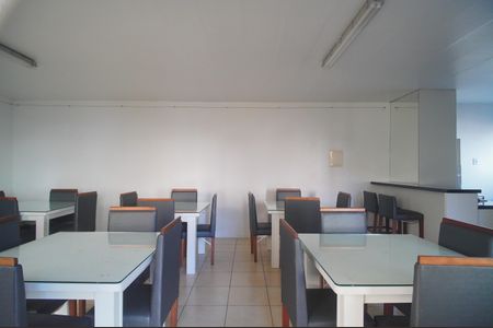 Apartamento à venda com 60m², 2 quartos e 1 vagaÁrea comum - Salão de festas