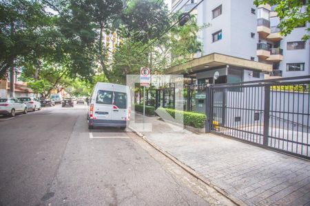 Apartamento à venda com 165m², 3 quartos e 2 vagas Apartamento à venda com 165m², 3 quartos e 2 vagasFachada