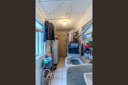 Apartamento à venda com 105m², 2 quartos e 1 vagaÁrea de Serviço