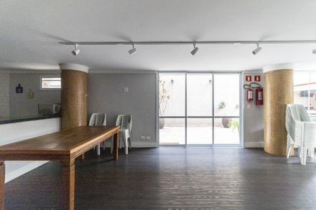 Apartamento à venda com 105m², 2 quartos e 1 vagaSalão de Festas