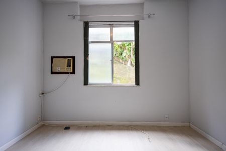 Apartamento à venda com 48m², 1 quarto e sem vaga Apartamento à venda com 48m², 1 quarto e sem vagaQuarto