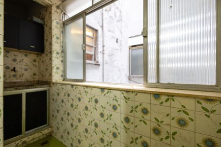 Apartamento à venda com 48m², 1 quarto e sem vaga Apartamento à venda com 48m², 1 quarto e sem vagaCozinha