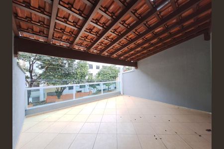 Casa à venda com 153m², 3 quartos e 3 vagas Casa à venda com 153m², 3 quartos e 3 vagasFoto 05