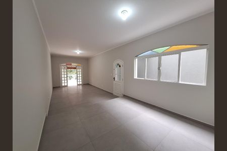 Casa à venda com 153m², 3 quartos e 3 vagas Casa à venda com 153m², 3 quartos e 3 vagasFoto 12