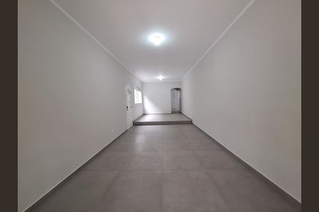 Casa à venda com 153m², 3 quartos e 3 vagas Casa à venda com 153m², 3 quartos e 3 vagasFoto 01