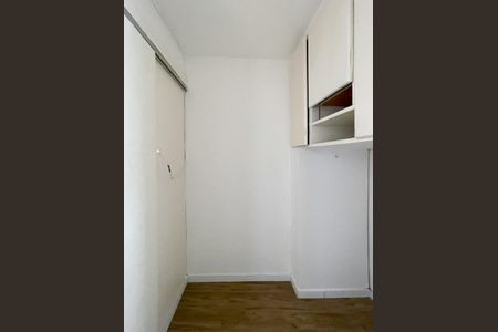 Casa à venda com 297m², 6 quartos e 6 vagas Casa à venda com 297m², 6 quartos e 6 vagasCloset - Suíte 2