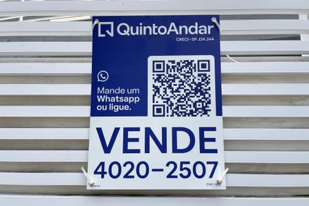 Casa à venda com 297m², 6 quartos e 6 vagas Casa à venda com 297m², 6 quartos e 6 vagasPlaca