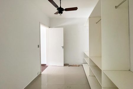 Casa à venda com 297m², 6 quartos e 6 vagas Casa à venda com 297m², 6 quartos e 6 vagasCloset - Suíte 1