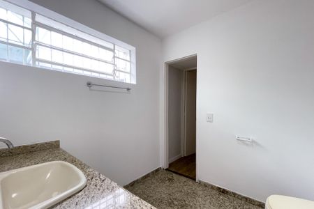 Casa à venda com 297m², 6 quartos e 6 vagas Casa à venda com 297m², 6 quartos e 6 vagasBanheiro - Suíte 2