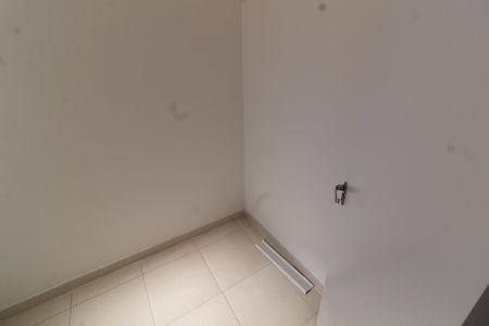 Apartamento à venda com 134m², 3 quartos e 2 vagas Apartamento à venda com 134m², 3 quartos e 2 vagasÁrea de Serviço