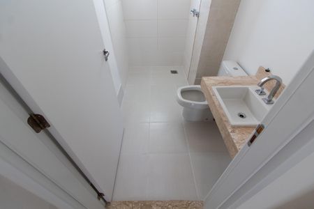 Apartamento à venda com 134m², 3 quartos e 2 vagas Apartamento à venda com 134m², 3 quartos e 2 vagasBanheiro Social