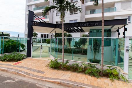 Apartamento à venda com 134m², 3 quartos e 2 vagas Apartamento à venda com 134m², 3 quartos e 2 vagasFachada e portaria