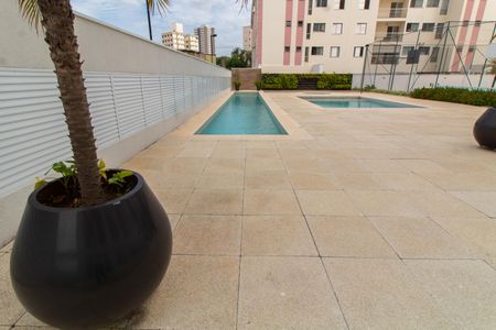 Apartamento à venda com 134m², 3 quartos e 2 vagas Apartamento à venda com 134m², 3 quartos e 2 vagasÁREA COMUM - PISCINA