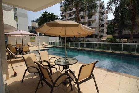 Apartamento à venda com 148m², 3 quartos e 2 vagasÁrea Comum - Piscina