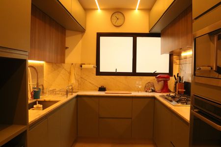 Apartamento para alugar com 250m², 4 quartos e 4 vagasCozinha