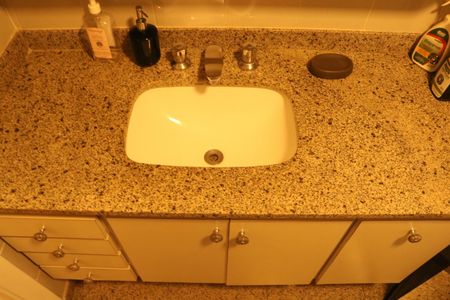 Apartamento para alugar com 250m², 4 quartos e 4 vagasBanheiro da Suíte 2