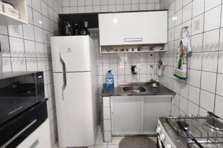 Apartamento à venda com 57m², 2 quartos e 1 vagaCozinha