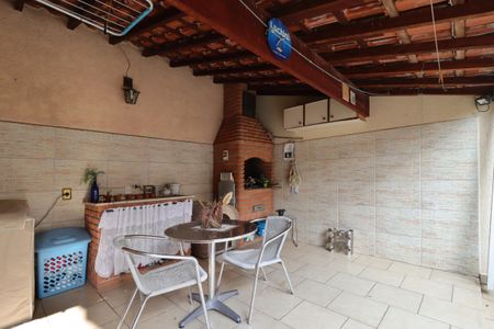 Casa à venda com 205m², 3 quartos e 4 vagasÁrea Gourmet