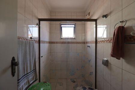 Casa à venda com 205m², 3 quartos e 4 vagasBanheiro Social