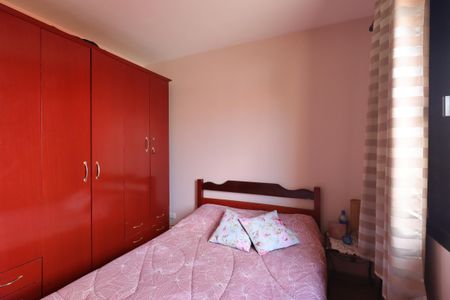 Casa à venda com 205m², 3 quartos e 4 vagasQuarto 2