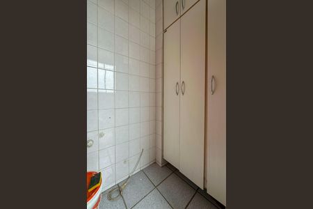 Apartamento à venda com 68m², 2 quartos e 1 vaga Apartamento à venda com 68m², 2 quartos e 1 vagaÁrea de Serviço