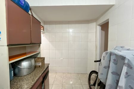 Casa à venda com 130m², 3 quartos e 2 vagas Casa à venda com 130m², 3 quartos e 2 vagasÁrea de Serviço