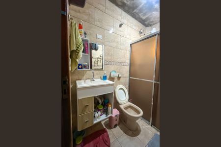 Casa à venda com 130m², 3 quartos e 2 vagas Casa à venda com 130m², 3 quartos e 2 vagasBanheiro