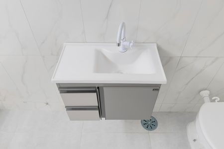 Apartamento para alugar com 68m², 2 quartos e sem vaga Apartamento para alugar com 68m², 2 quartos e sem vagaBanheiro Social