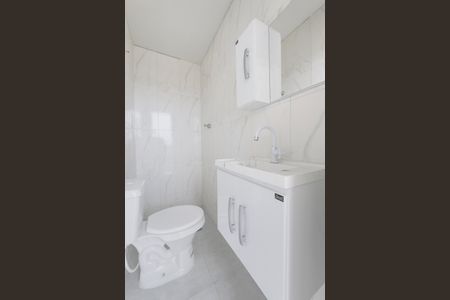 Apartamento para alugar com 68m², 2 quartos e sem vaga Apartamento para alugar com 68m², 2 quartos e sem vagaBanheiro de Serviço