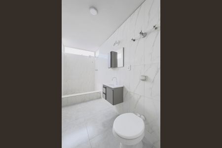 Apartamento para alugar com 68m², 2 quartos e sem vaga Apartamento para alugar com 68m², 2 quartos e sem vagaBanheiro Social