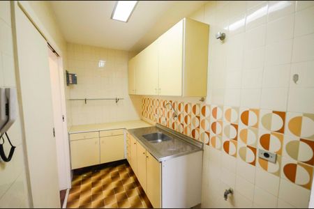 Apartamento à venda com 58m², 2 quartos e 1 vagaCozinha
