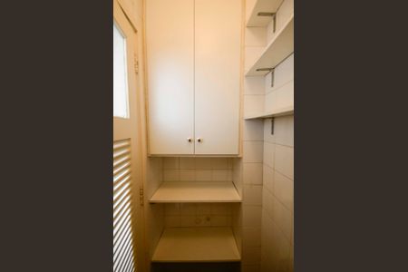 Apartamento à venda com 58m², 2 quartos e 1 vagaBanheiro de Serviço