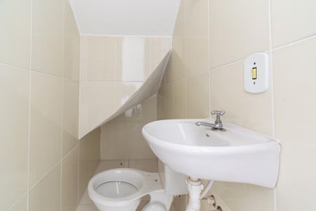 Casa de condomínio à venda com 175m², 3 quartos e 2 vagas Casa de condomínio à venda com 175m², 3 quartos e 2 vagasLavabo