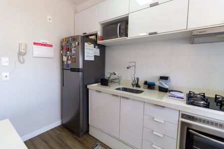 Apartamento à venda com 32m², 1 quarto e 1 vaga Apartamento à venda com 32m², 1 quarto e 1 vagaCozinha e Área de Serviço