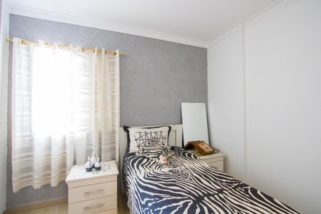 Apartamento à venda com 56m², 2 quartos e 2 vagasQuarto 2