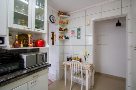 Apartamento à venda com 56m², 2 quartos e 2 vagasCozinha