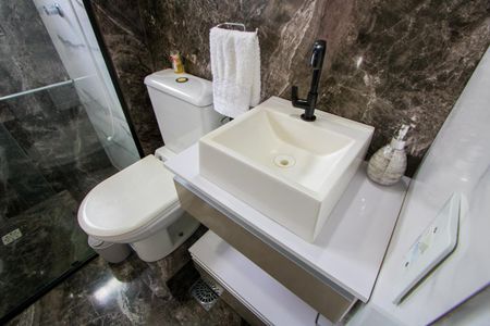 Apartamento à venda com 56m², 2 quartos e 2 vagasBanheiro