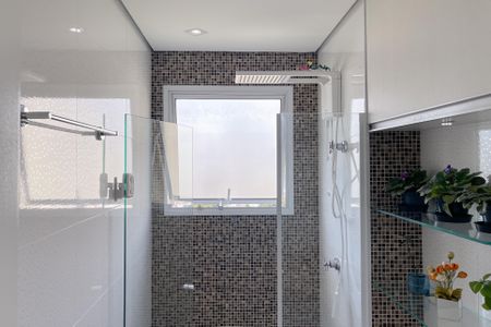 Apartamento à venda com 58m², 2 quartos e 2 vagas Apartamento à venda com 58m², 2 quartos e 2 vagasBanheiro Social