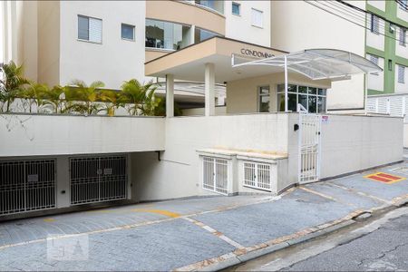 Apartamento à venda com 58m², 2 quartos e 2 vagas Apartamento à venda com 58m², 2 quartos e 2 vagasFachada