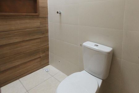 Casa à venda com 92m², 3 quartos e 2 vagasBanheiro da Suite