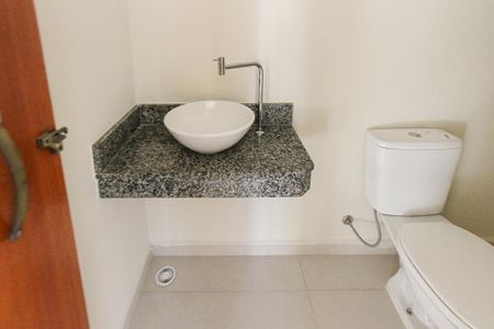 Casa à venda com 92m², 3 quartos e 2 vagasLavabo