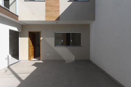 Casa à venda com 92m², 3 quartos e 2 vagasGaragem