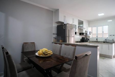 Casa à venda com 168m², 3 quartos e 2 vagasCopa