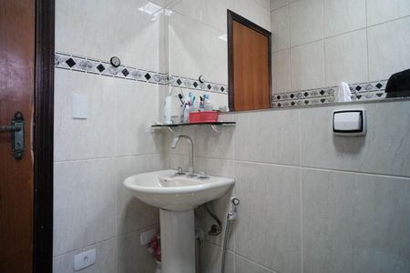 Casa à venda com 168m², 3 quartos e 2 vagasBanheiro/Suíte
